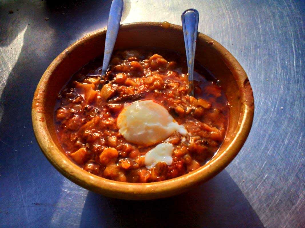Lablabi bowl